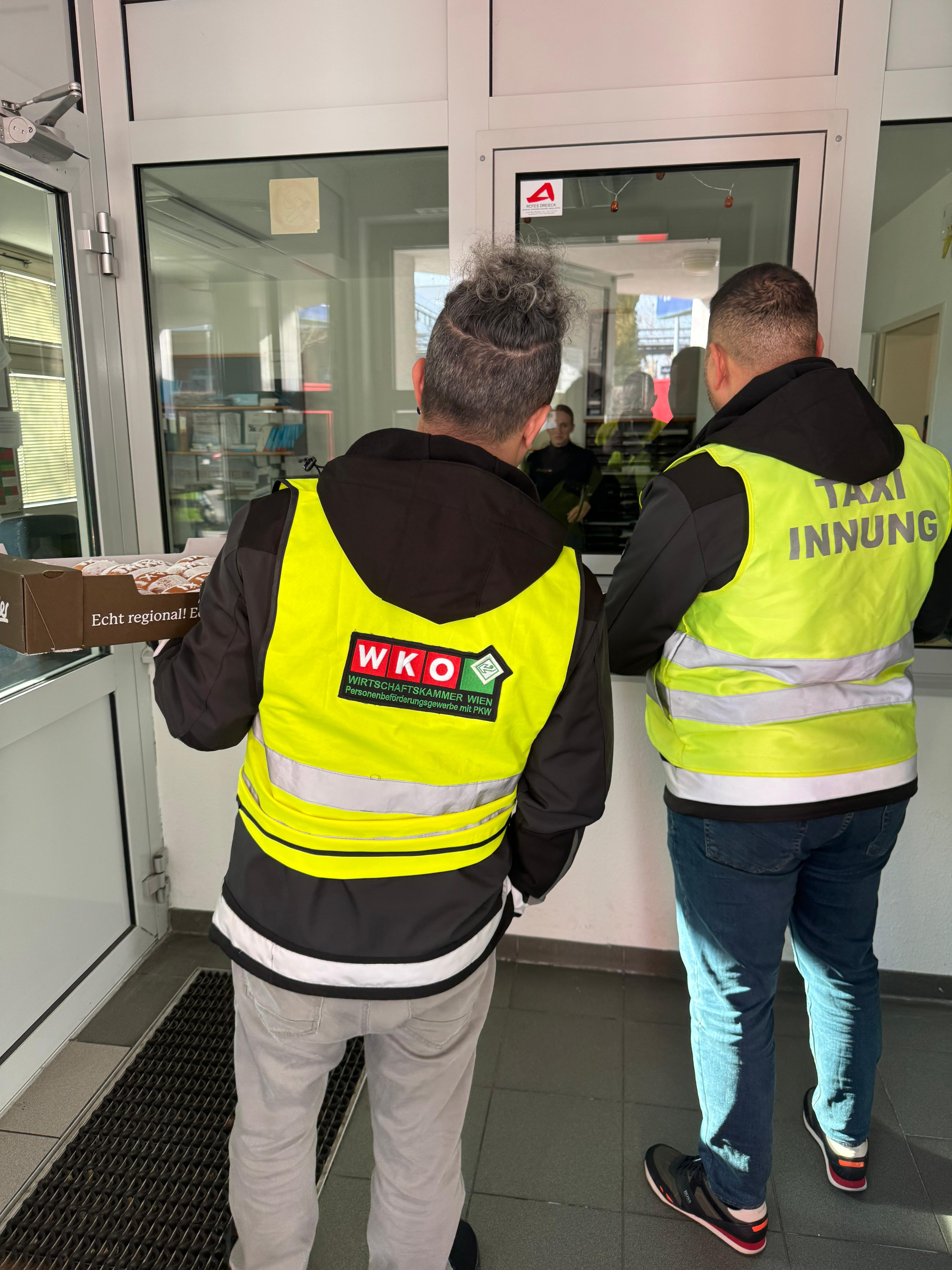 Faschingsaktion der Taxi Innung