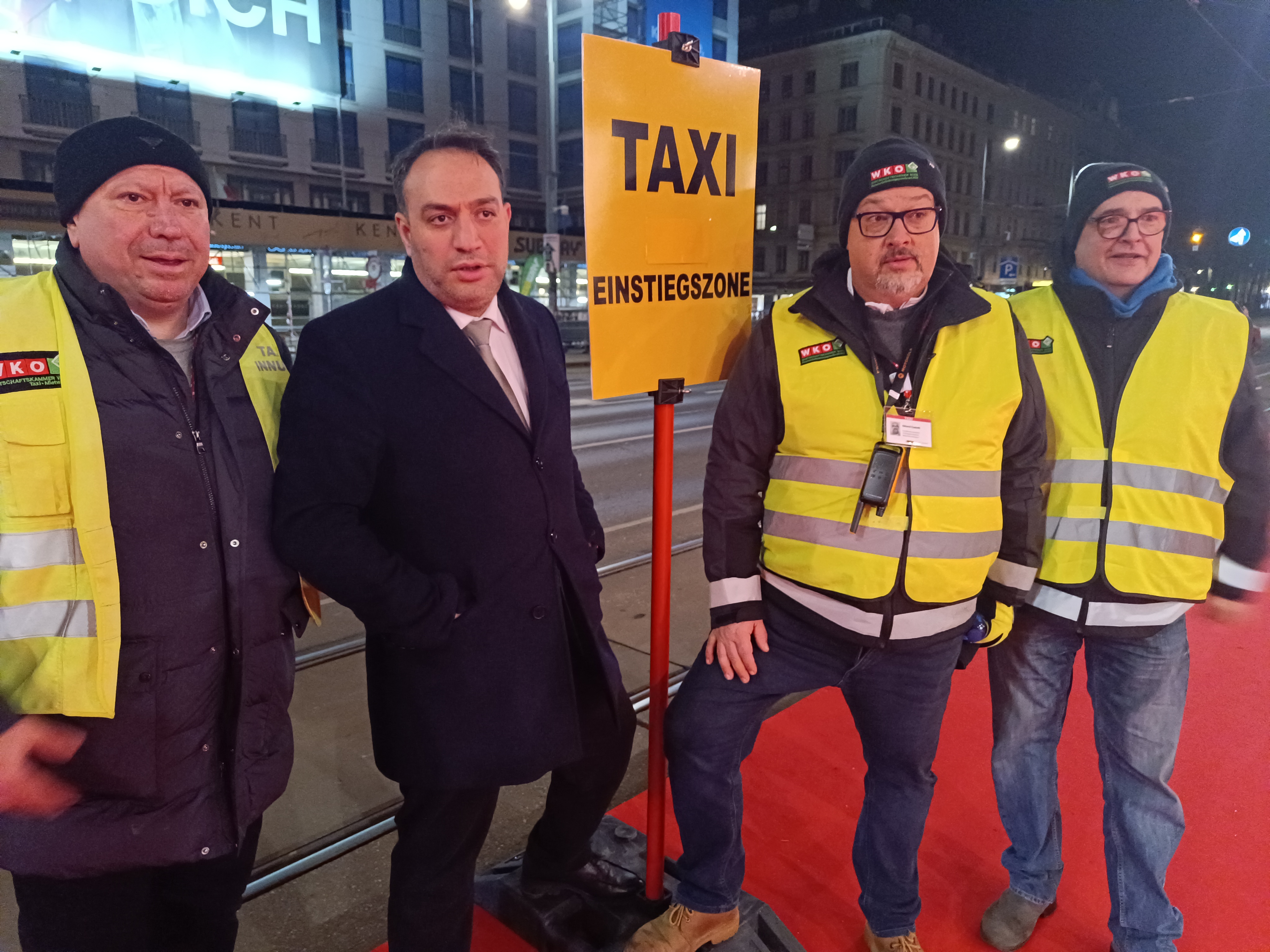 Der Opernball 2026 ist vorüber Danke an Alle die den Ordnerdiensten Folge geleistet haben